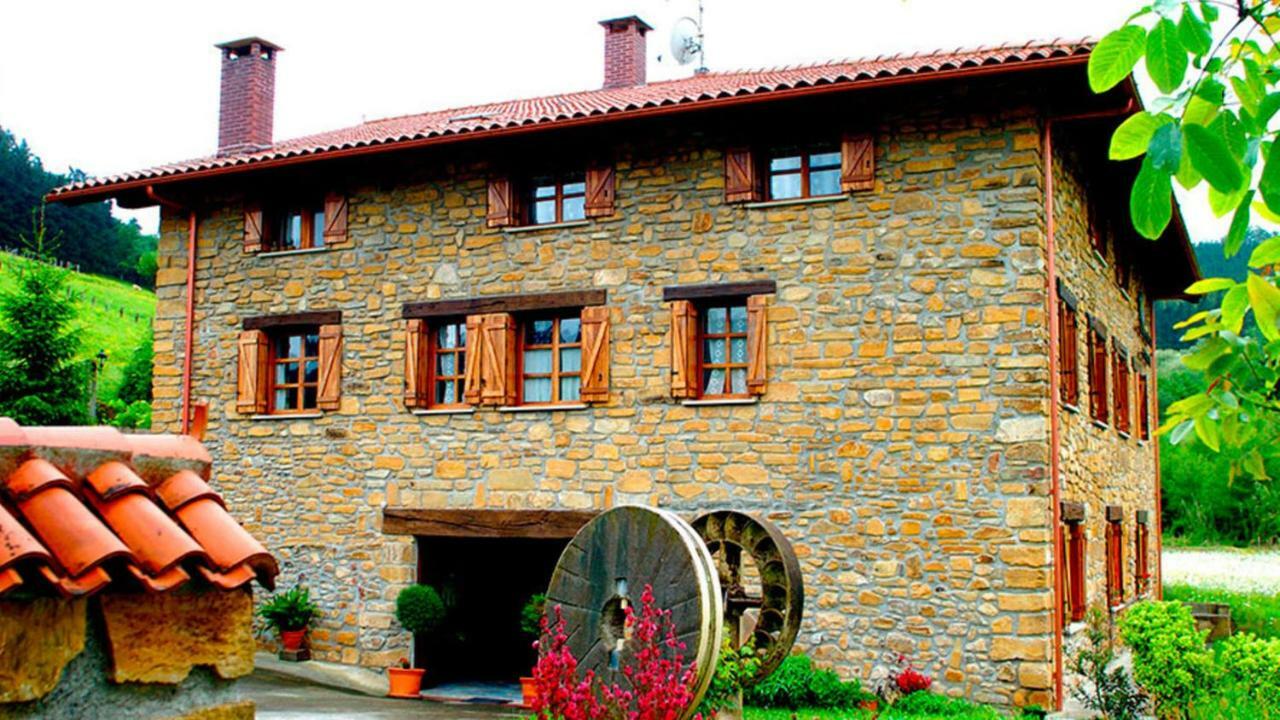 Agroturismo Iberreko Errota Muxika Exterior photo